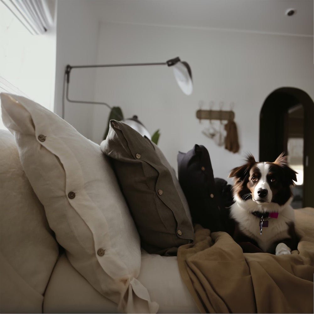 Linen Pillow Cover with buttons, Softened linen, Natural Pillow, Decorative Pillow, Throw Pillow, Mothers Day